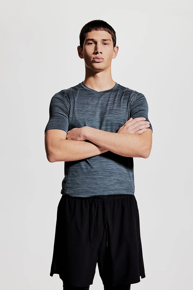 Muscle-Fit Sports Shirt with DryMove™