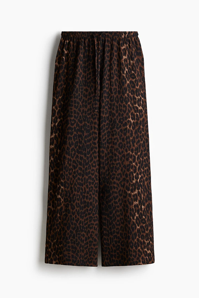 Wide-cut Pull-on Pants