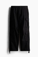 Loose Fit Cargo Pants