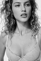 Soutien-gorge super pigeonnant en dentelle
