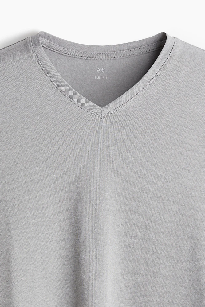 3-pack Slim Fit V-neck T-shirts
