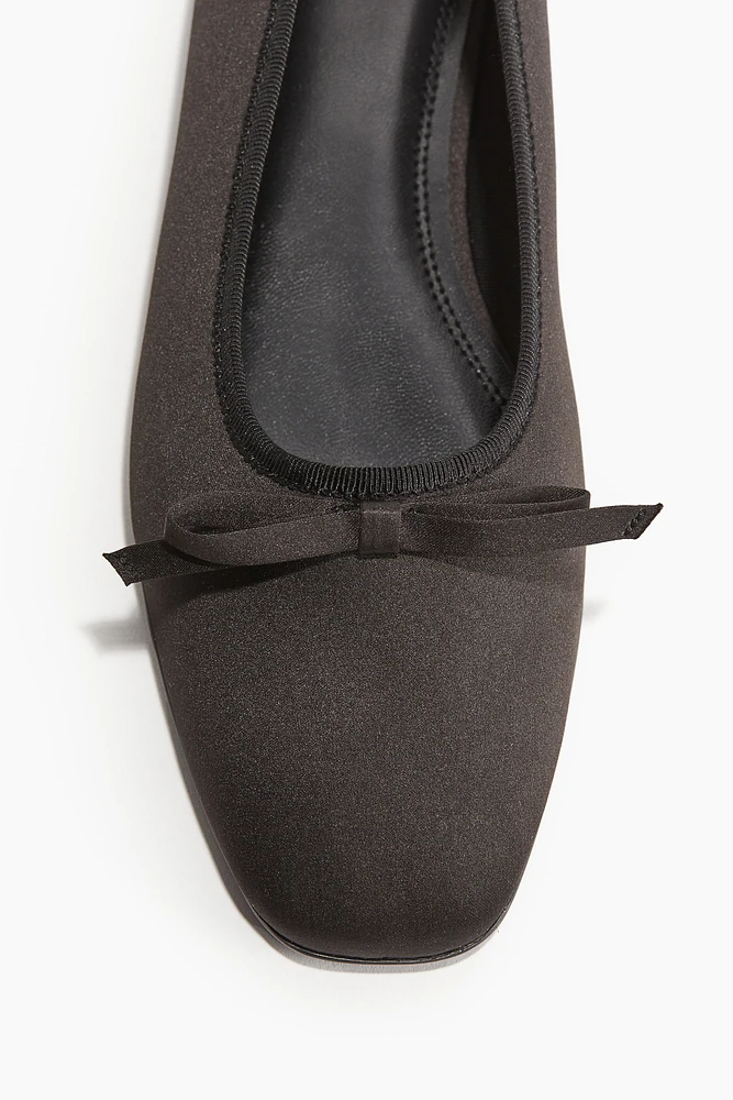 Bow-Detail Ballet Flats