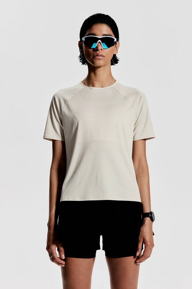 Sports Top with DryMove™
