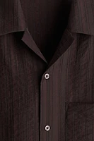 Chemise texturée coupe classique à col cubain