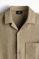 Chemise texturée classique avec col cubain