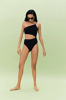 Costume de bain échancré avec ouverture