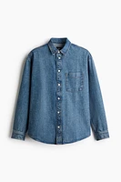 Chemise flottante en denim