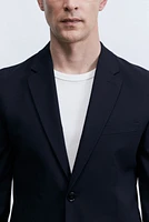 Veste près du corps à fermeture droite