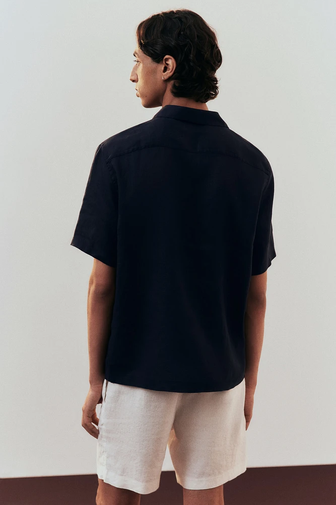 Chemise coupe classique en lin à col cubain