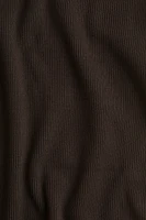 Robe tube côtelée