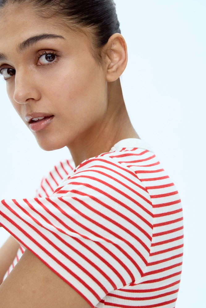 MAMA Ribbed Top