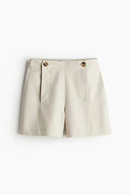 Short à boutons
