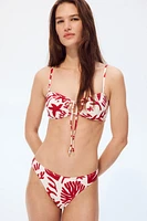Bas de maillot échancré