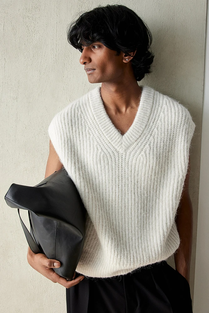 Loose Fit V-Neck Sweater Vest