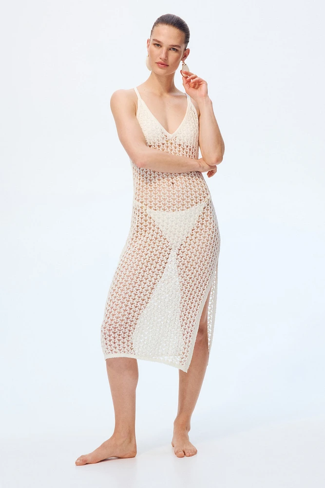 Robe de plage en tricot ajouré