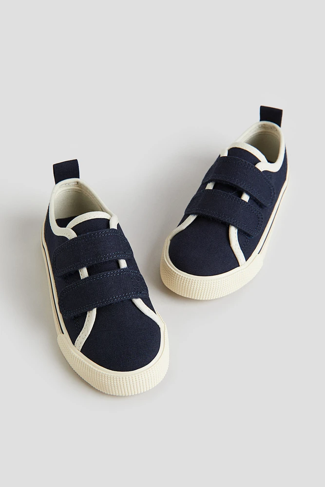 Canvas Hook-loop Sneakers