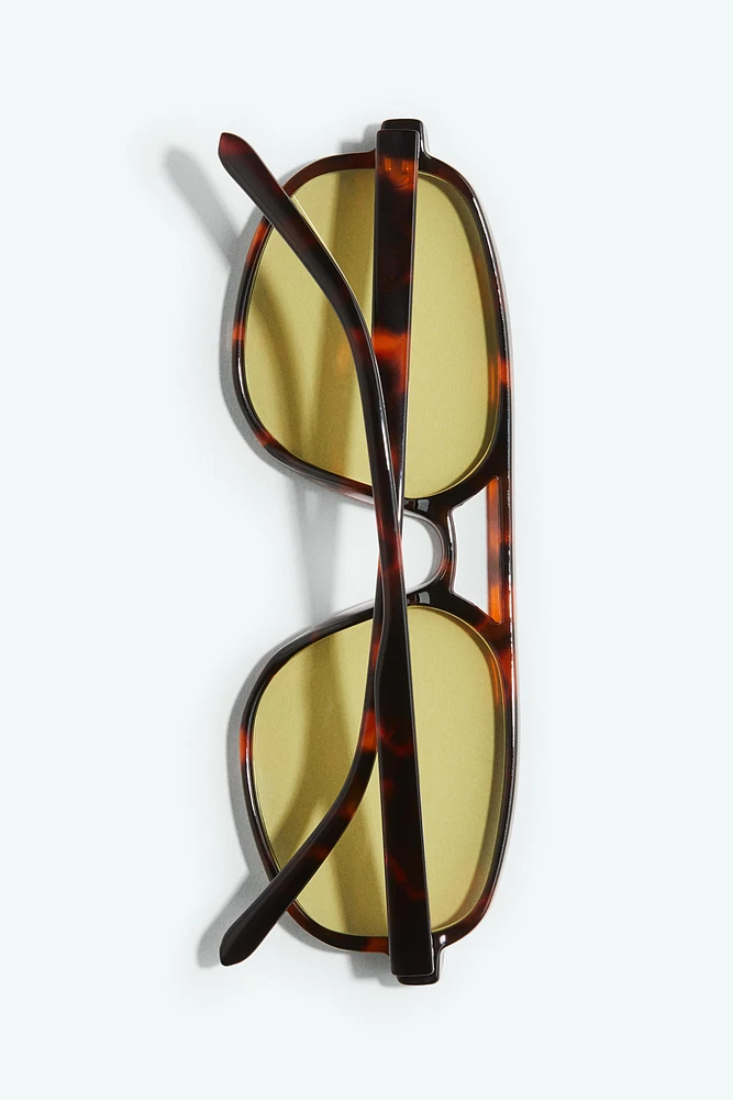 Lunettes de soleil de style aviateur