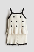 2-piece top and shorts set