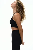 Seamless Medium Support Sports Bra DryMove™