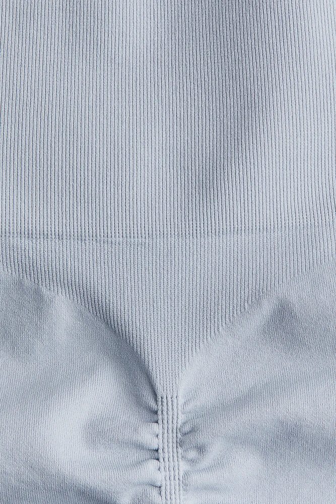 Seamless Sports Hot Pants with DryMove™