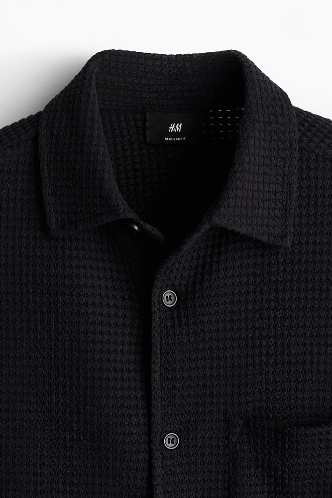 Chemise gaufrée coupe classique