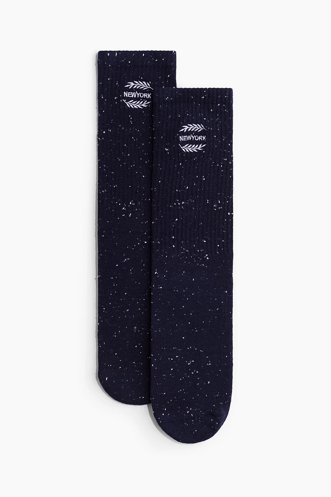Motif-Detail Socks