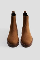 Chelsea Boots