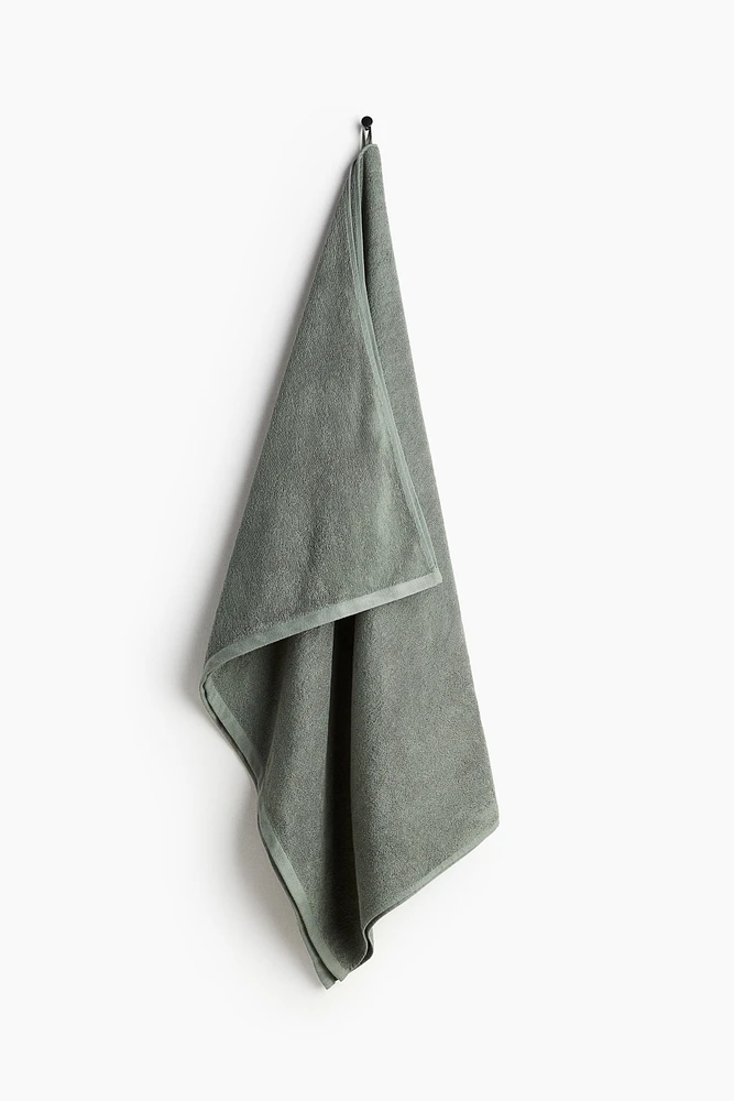 Drap de bain en éponge
