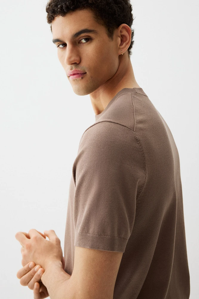 T-shirt près du corps en fin tricot