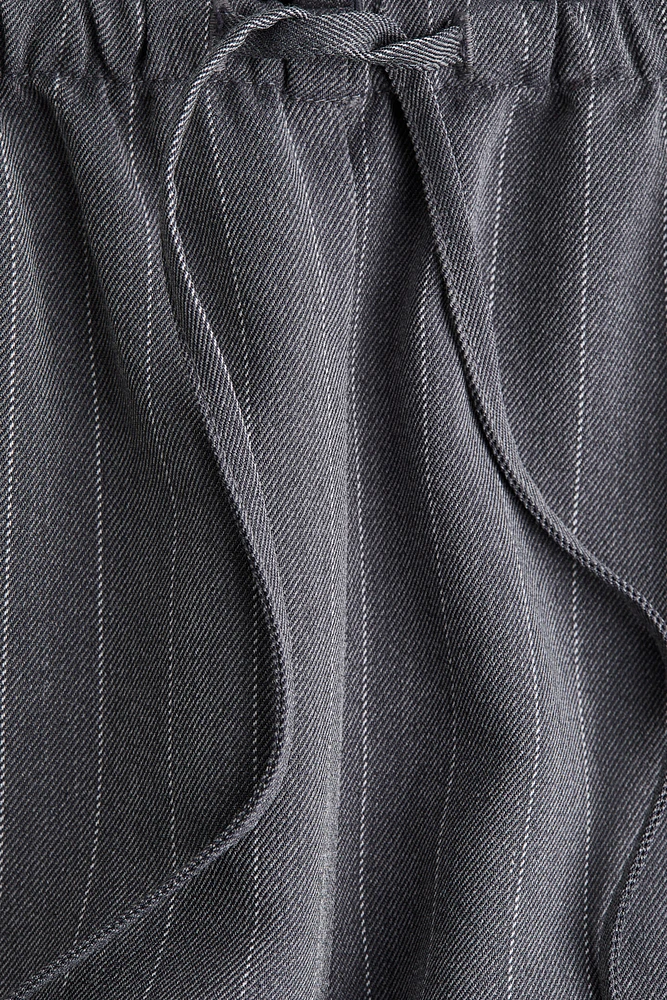 Pantalon en sergé avec cordon de serrage