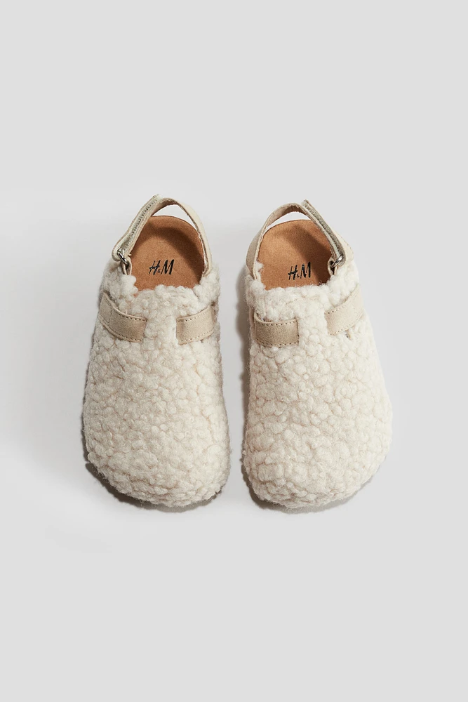 Teddy slippers