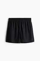 Mid-Length Sports Shorts DryMove™