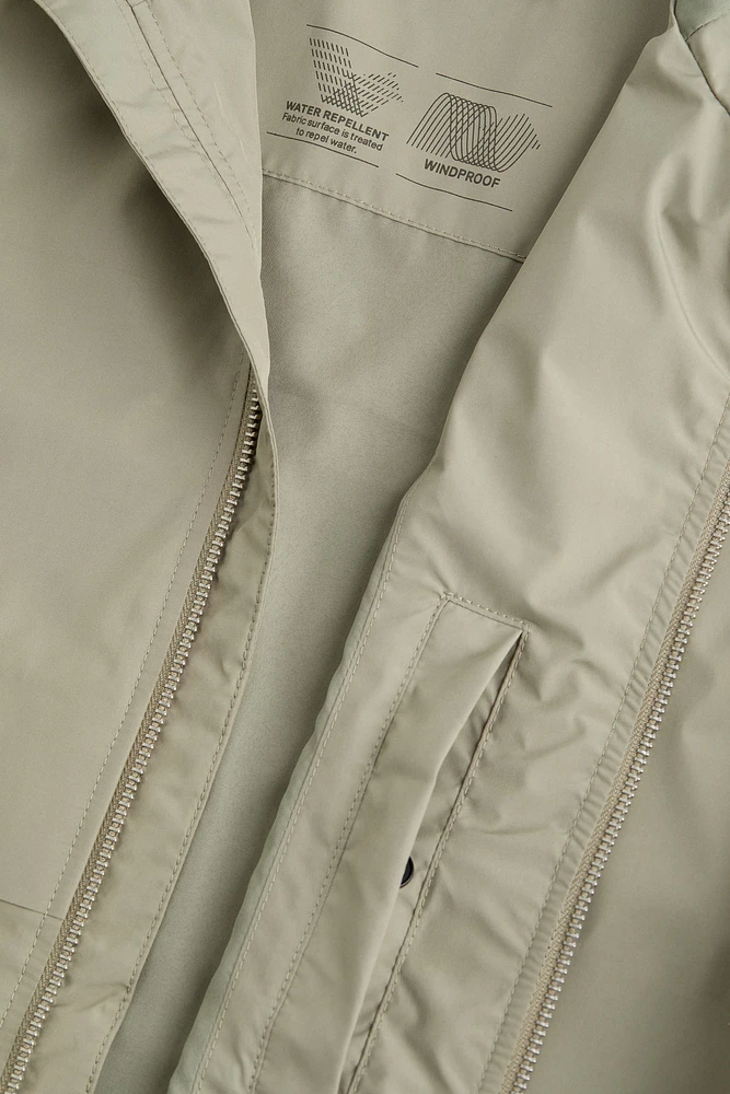 Water-repellent Windbreaker