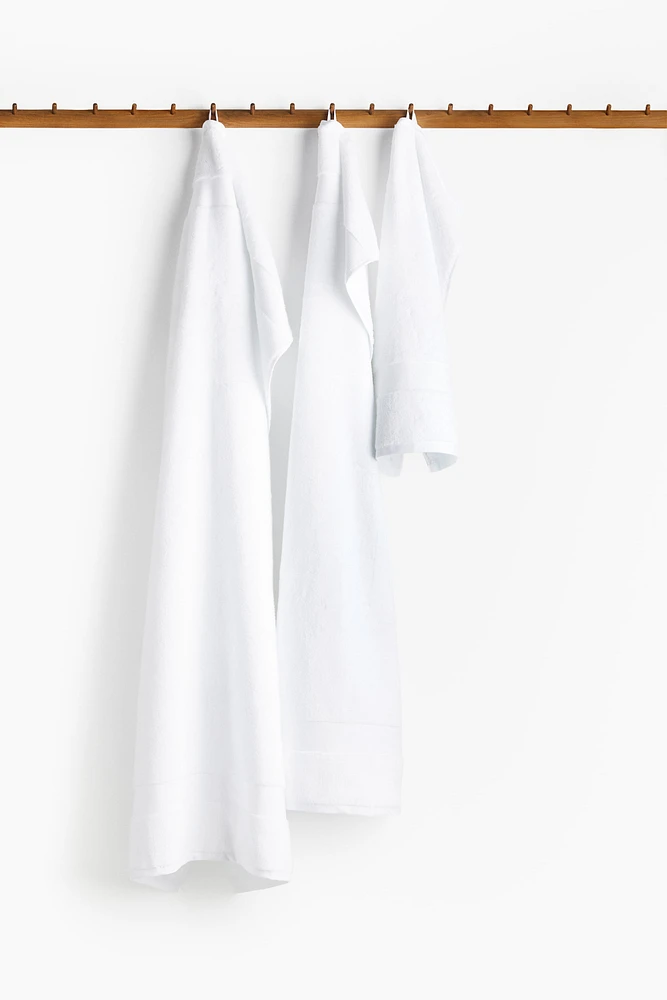 Serviette de bain en coton éponge doux