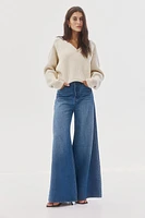 Wide-Leg Jeans