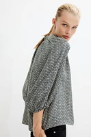 Balloon-sleeved Blouse