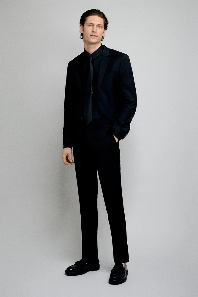 Skinny-Fit Single-Breasted Jacket