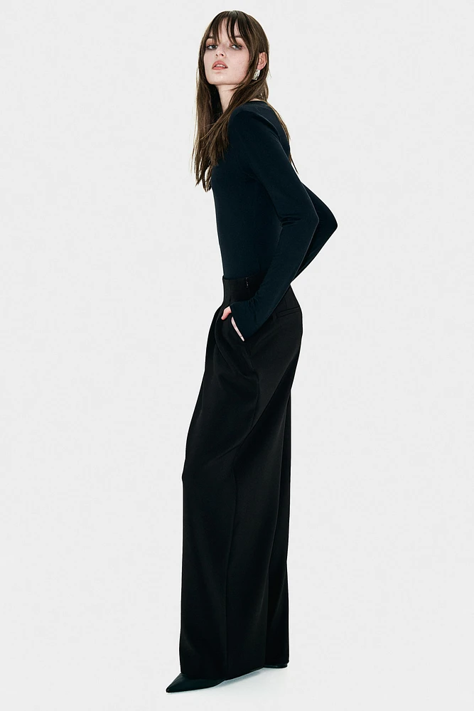 Wide-Leg Pants