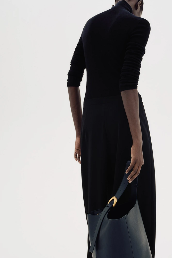 Pantalon de tailleur avec boucle