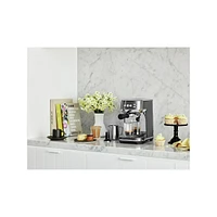 The Bambino Plus Compact Automatic Espresso Machine BES500