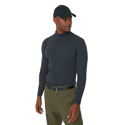 Male Regular Fit Basic Crew Neck Knitwear Sweater