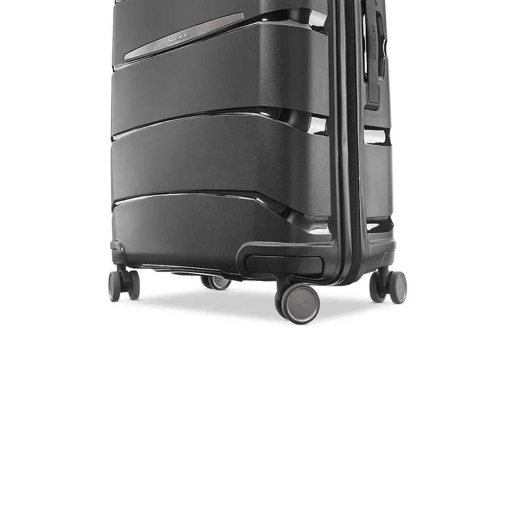 Outline Pro 21.5-Inch Carry-On Hardside Spinner Suitcase