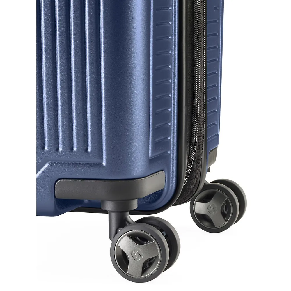 Icon -Inch Spinner Suitcase