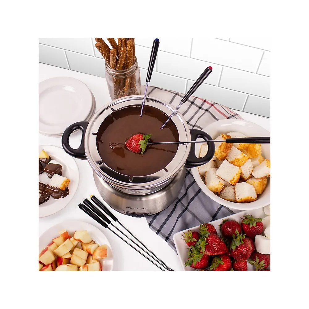 Nostalgia 6-Cup Electric Fondue Pot 