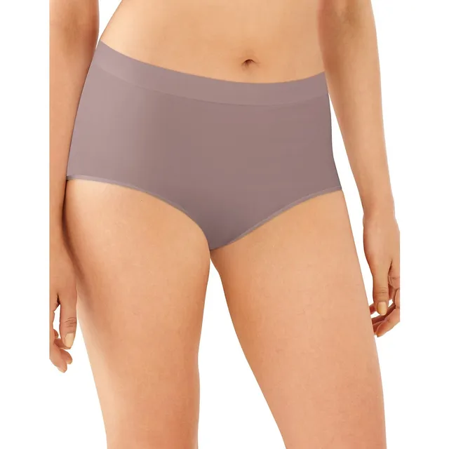 Bali Seamless Allover Smoothing Brief B2361