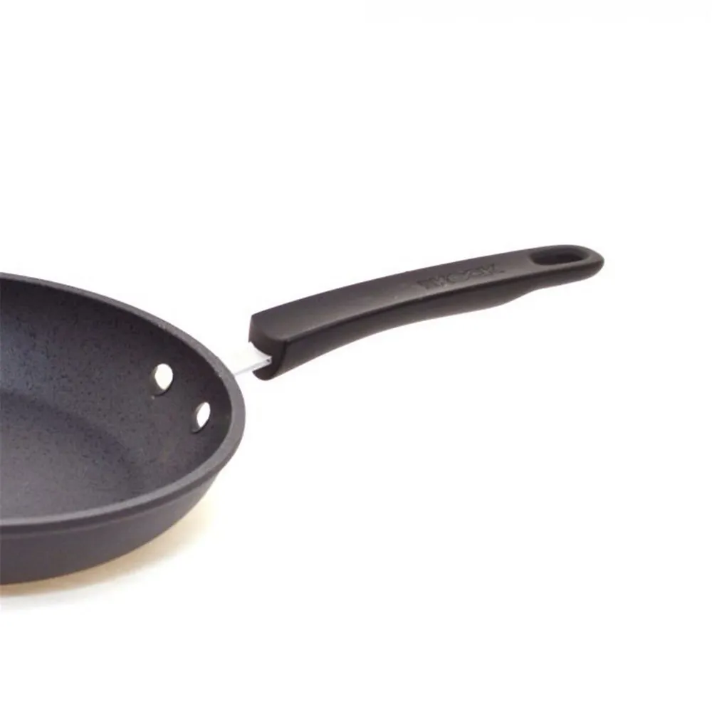 THE ROCK by Starfrit Fry Pan with Bakelite Handle, 9.5