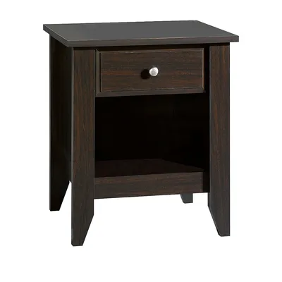 Relaxed Traditional Night Stand