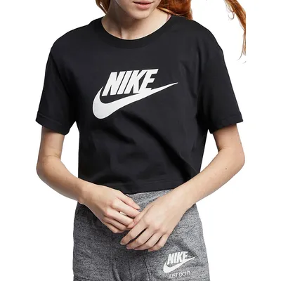 Nike Sportswear Essential Cropped T-Shirt
