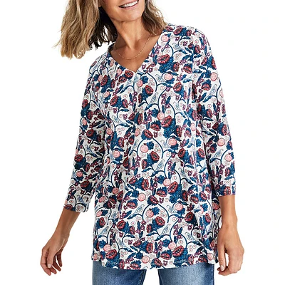 Printed Three-Quarter Sleeve V-Neck Top