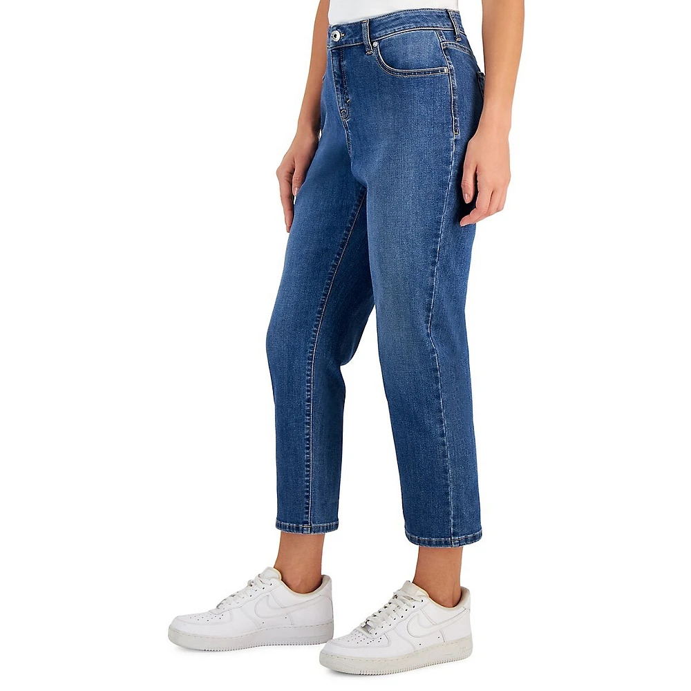 Mid-Rise Curvy Capri Jeans